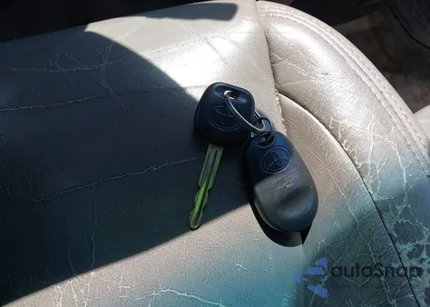 2005 Toyota Sienna Le from USA, damaged, VIN 5TDZA23CX5S235693